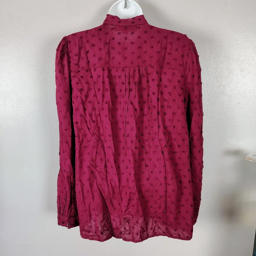 LOFT Women Small Maroon Clip Dot Tie Neck Keyhole‎ Button Front Blouse siren